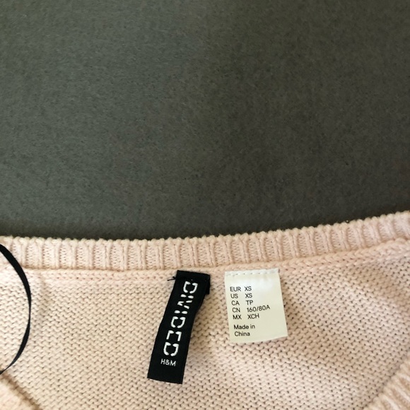 H&M Sweatshirt - Picture 5 of 7